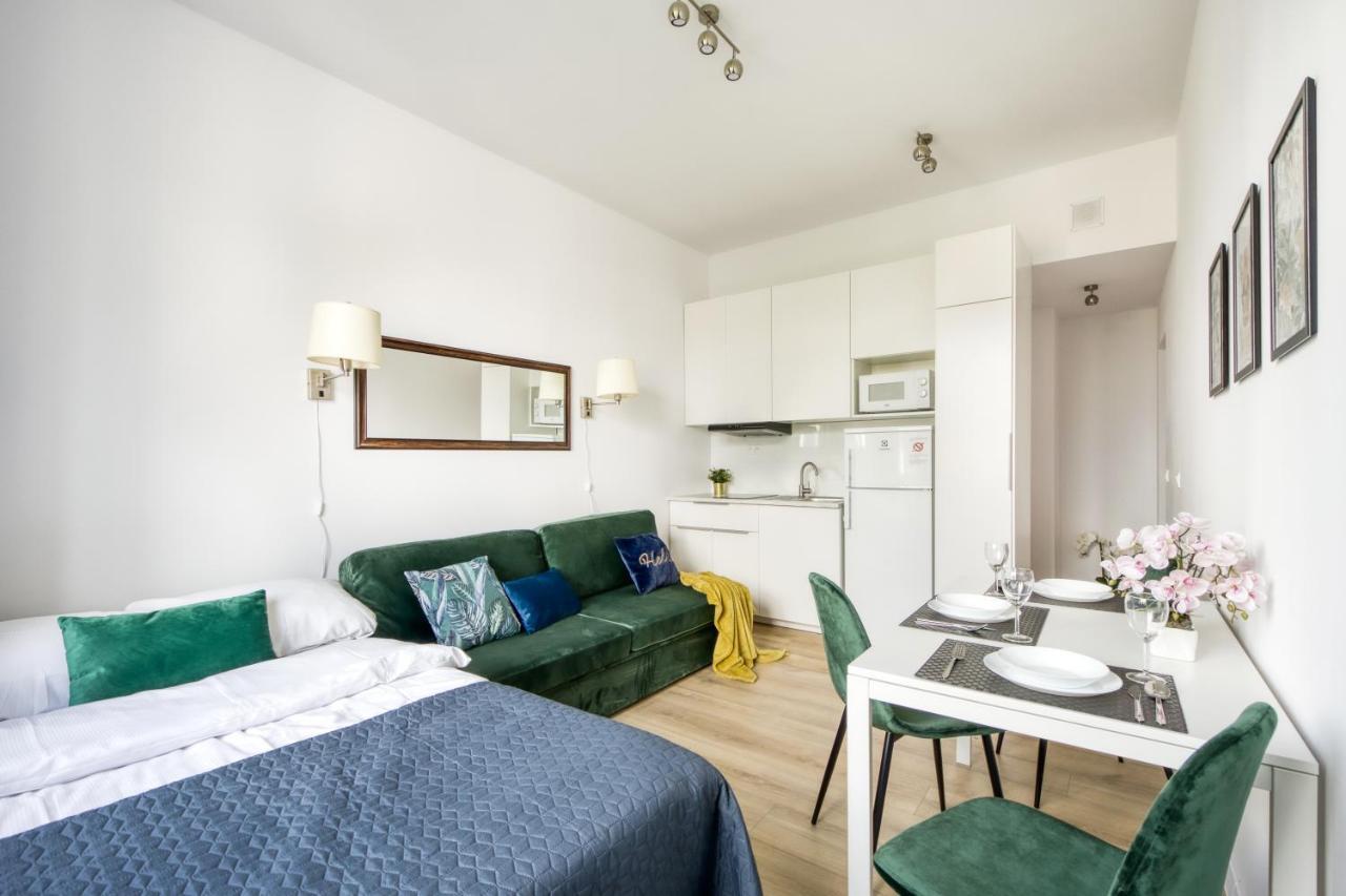 23 Unit Miniapartments Warszawa Lotnisko Okecie Fajne Ministudio Przy Bitwy Warszawskiej Dış mekan fotoğraf