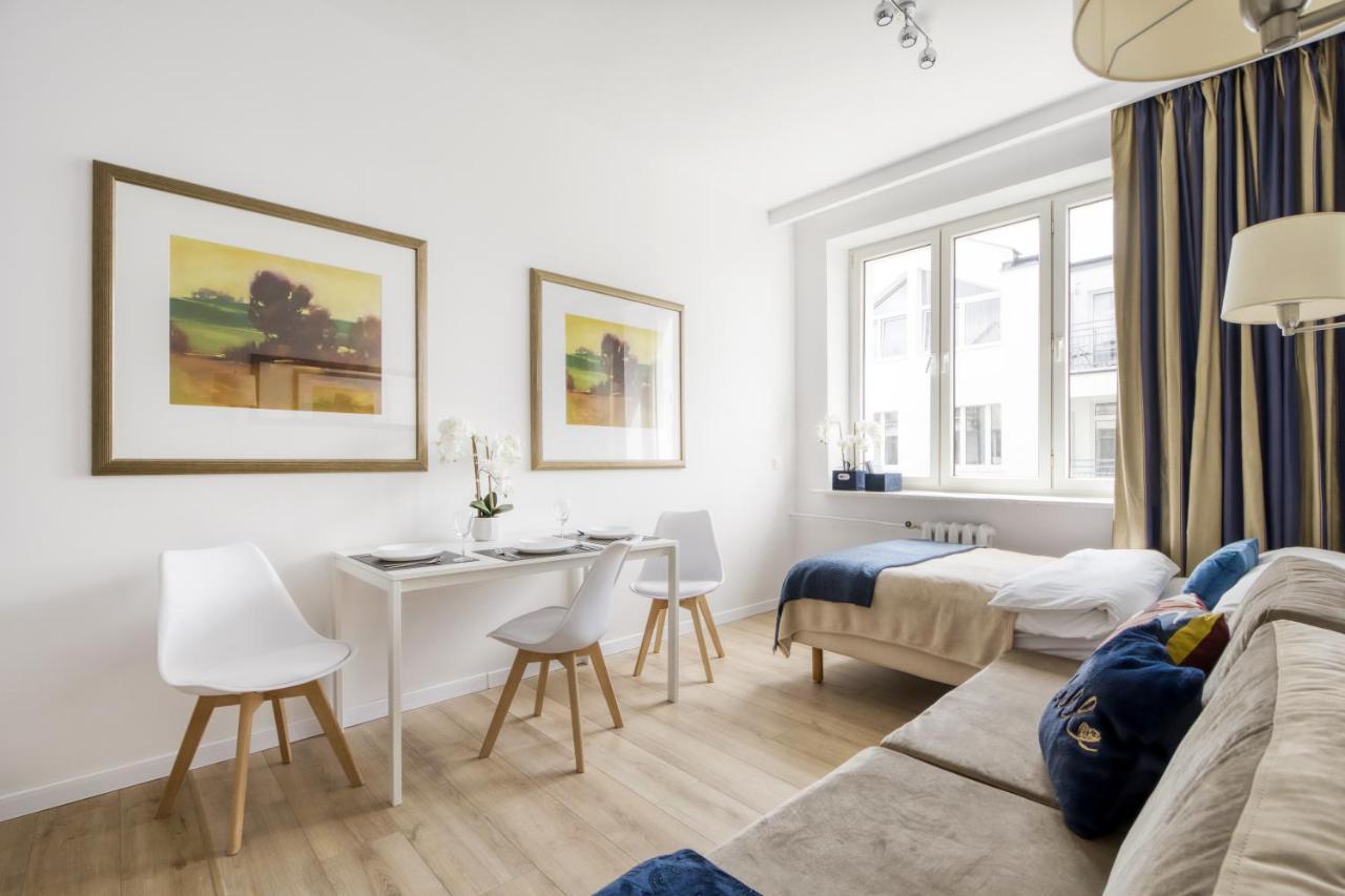 23 Unit Miniapartments Warszawa Lotnisko Okecie Fajne Ministudio Przy Bitwy Warszawskiej Dış mekan fotoğraf